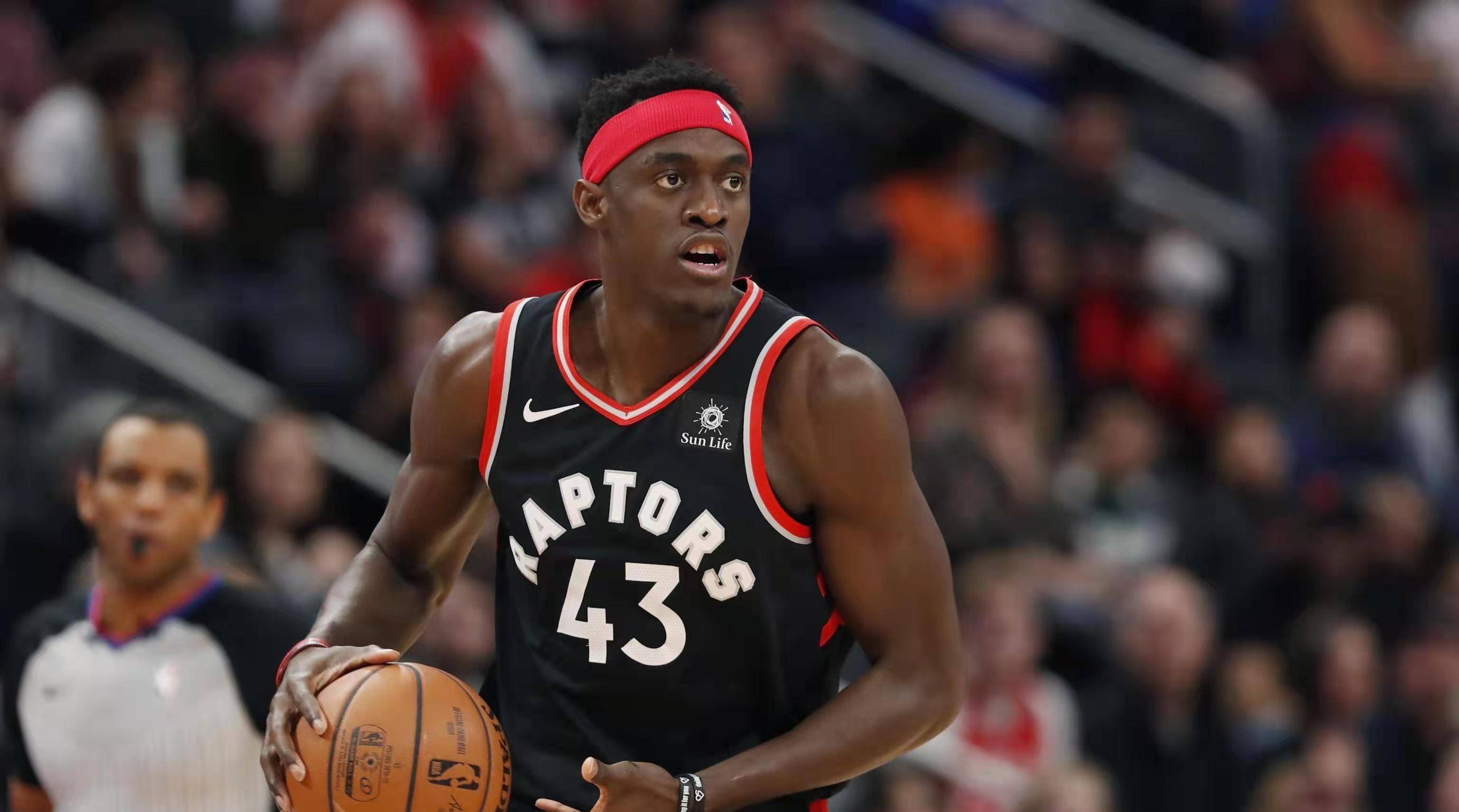 比赛规则变更引发热议!,西亚卡姆在公牛比赛中表现优异再创辉煌时刻的简单介绍