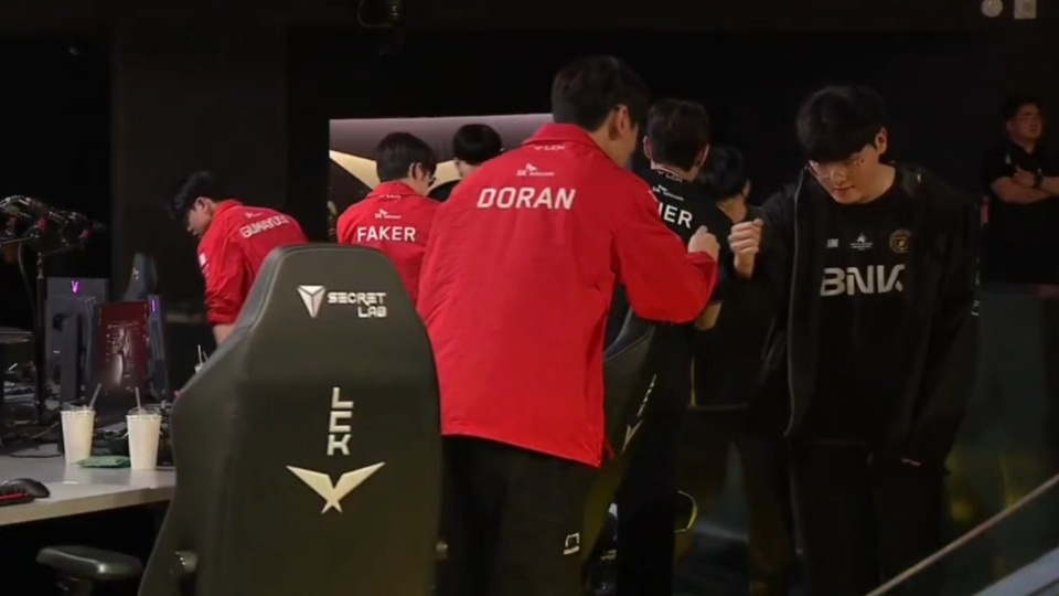 亚博-Uzi迎来十五赛季出色发挥，G2观众热烈欢呼！气势如虹延续-亚博