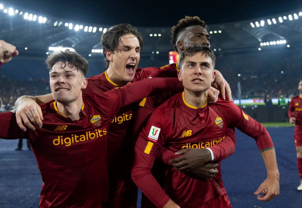 亚博体育官网客服-窗口期罗马备战意大利杯；手感冰凉细节曝光；更衣室稳定；细节决定成败-亚博体育官网客服